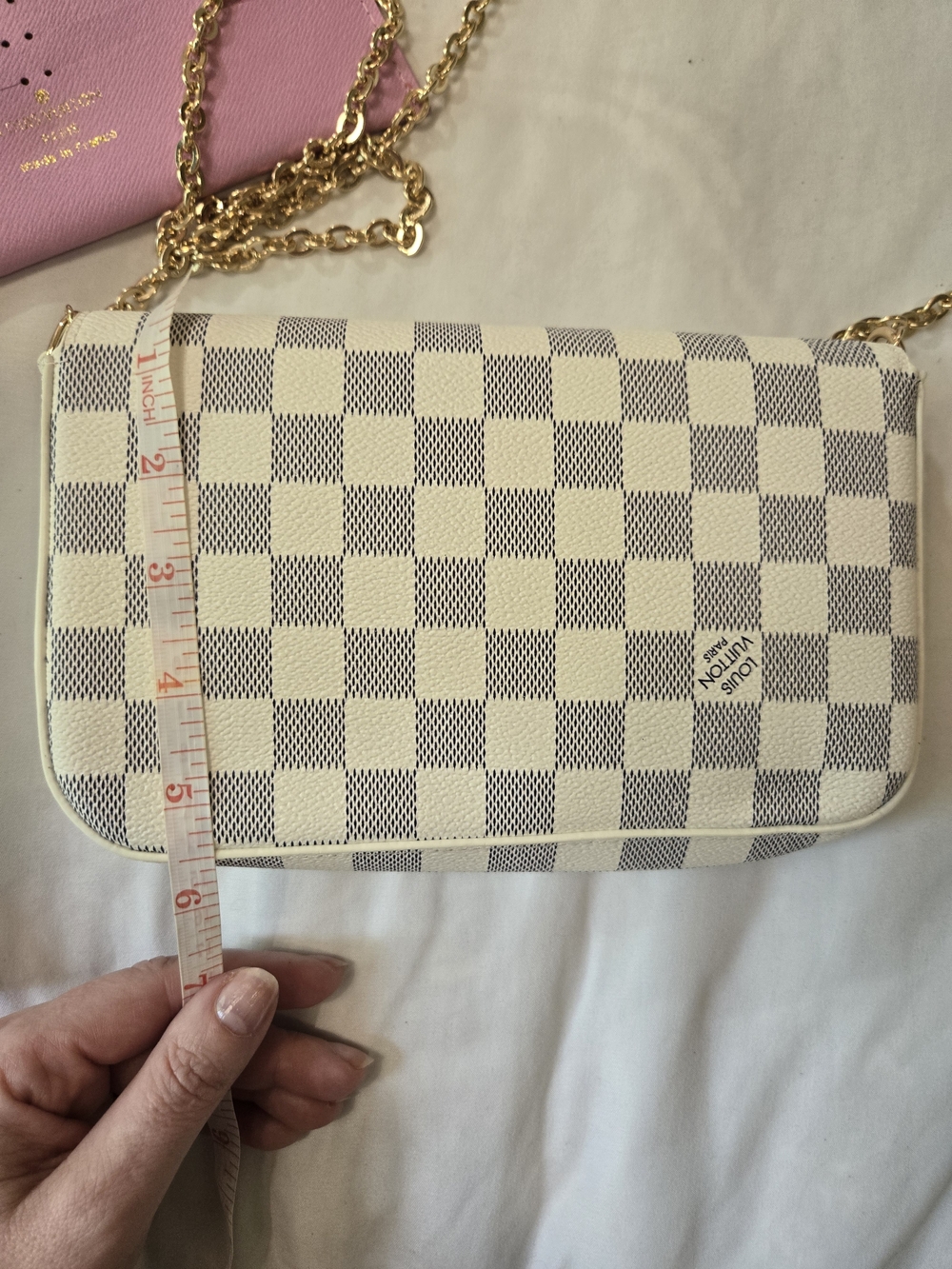 Adorable Damier Azur Pink-Trim Chain Pochette with Gold Chain - Picture 4 of 11